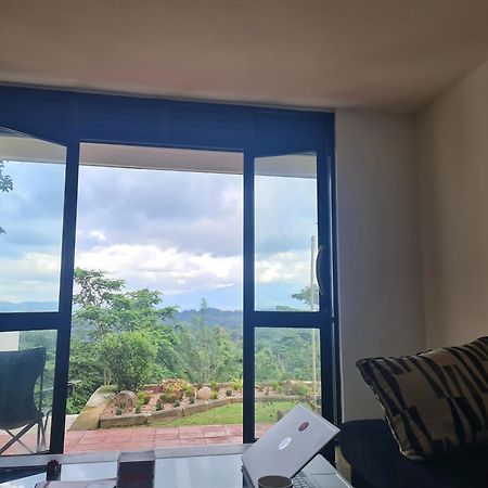 Hello Kandy Homestay Екстериор снимка